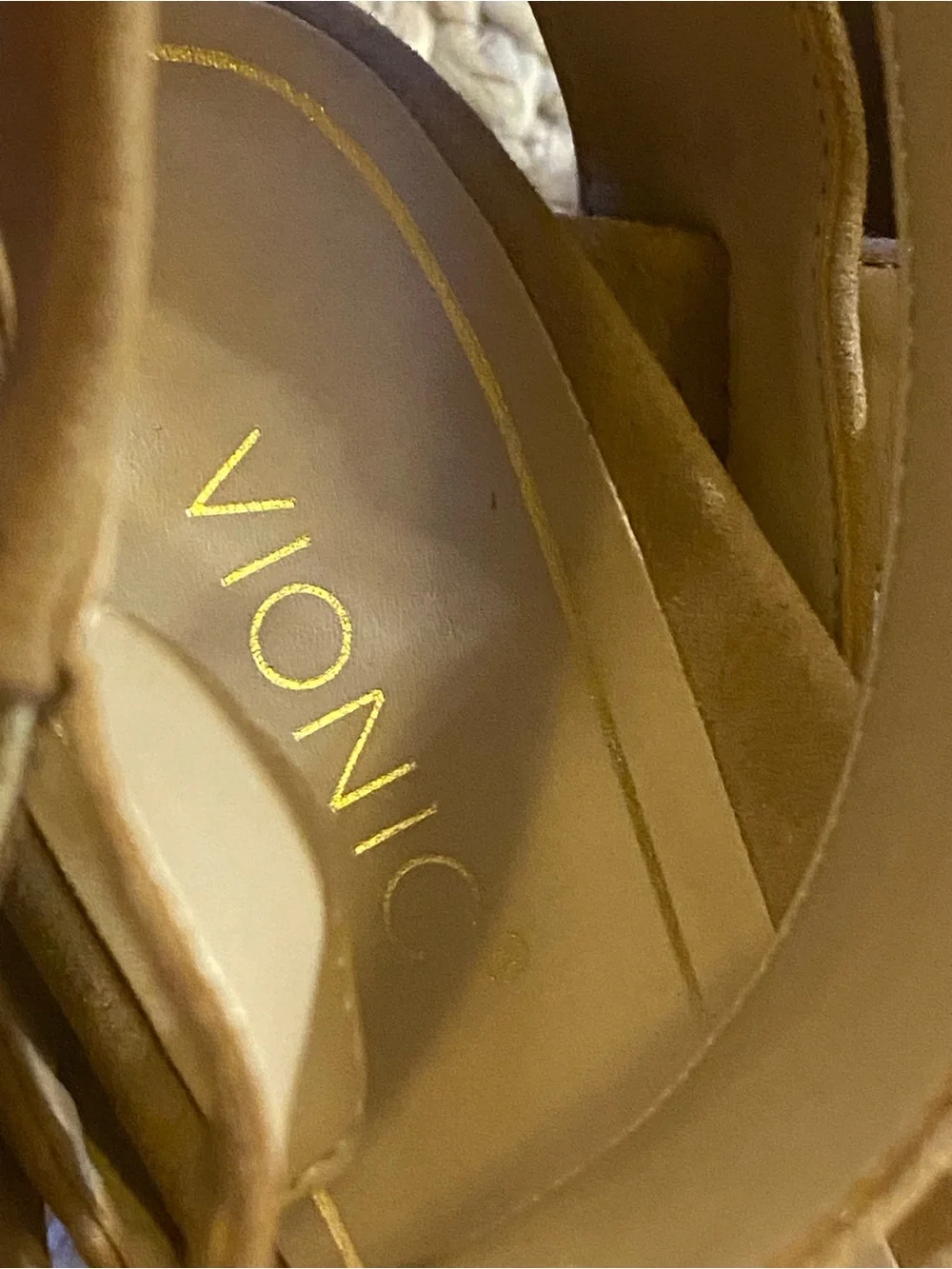 Vionic Sofia Wheat Suede Ankle Strap Block Heel Sandal 8 clean girl boho chic